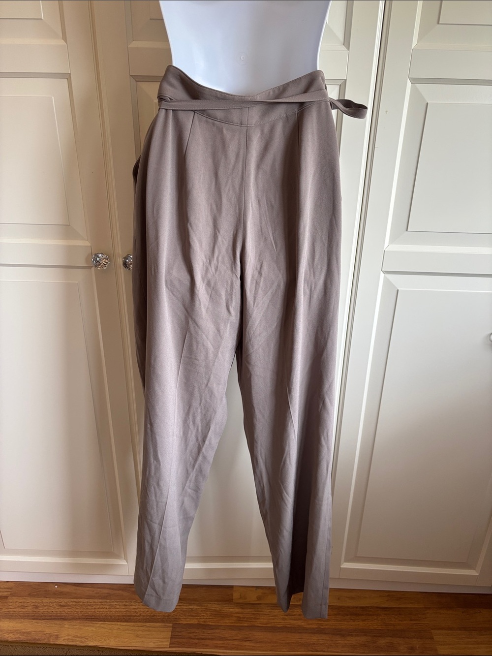 Babaton Cohen Wrap Pants Taupe Triacetate Wide Leg High Rise Mid  2000's Size 8 - Picture 6 of 14